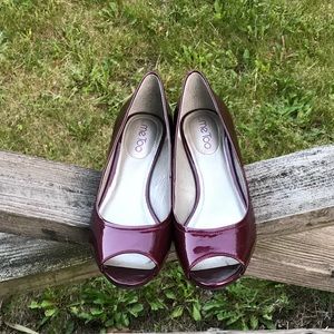 Me Too open toe wedge shoes